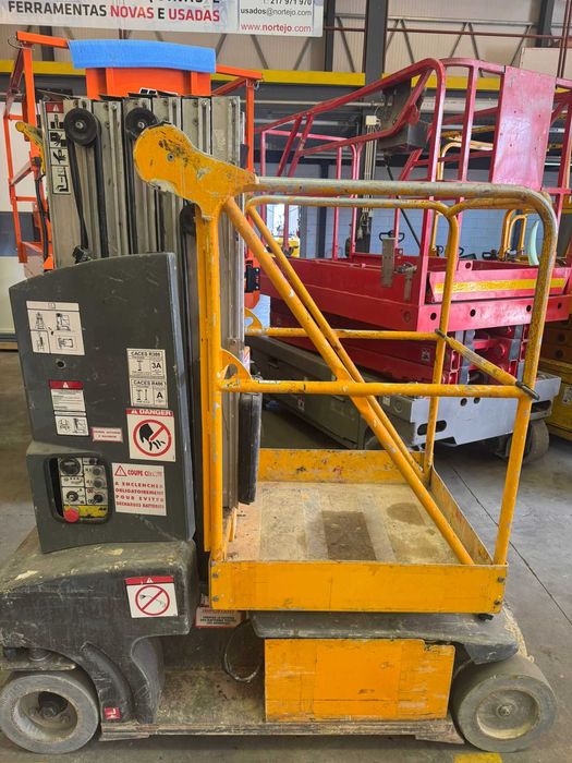 Plataforma elevatoria 8M JLG Toucan Junior (USADA)