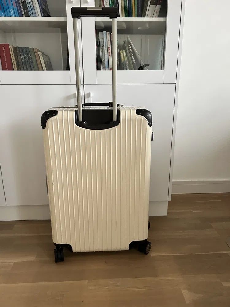 Rimowa walizka duża elegancka luksusowa electronic tag