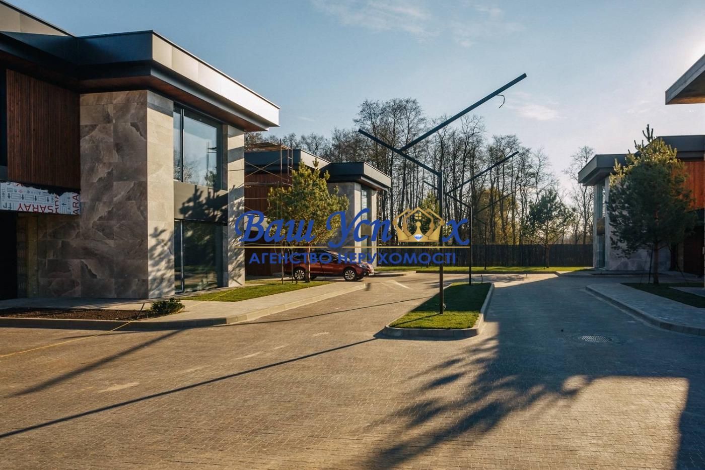 Продаж будинку у  котеджному містечку   село Романків