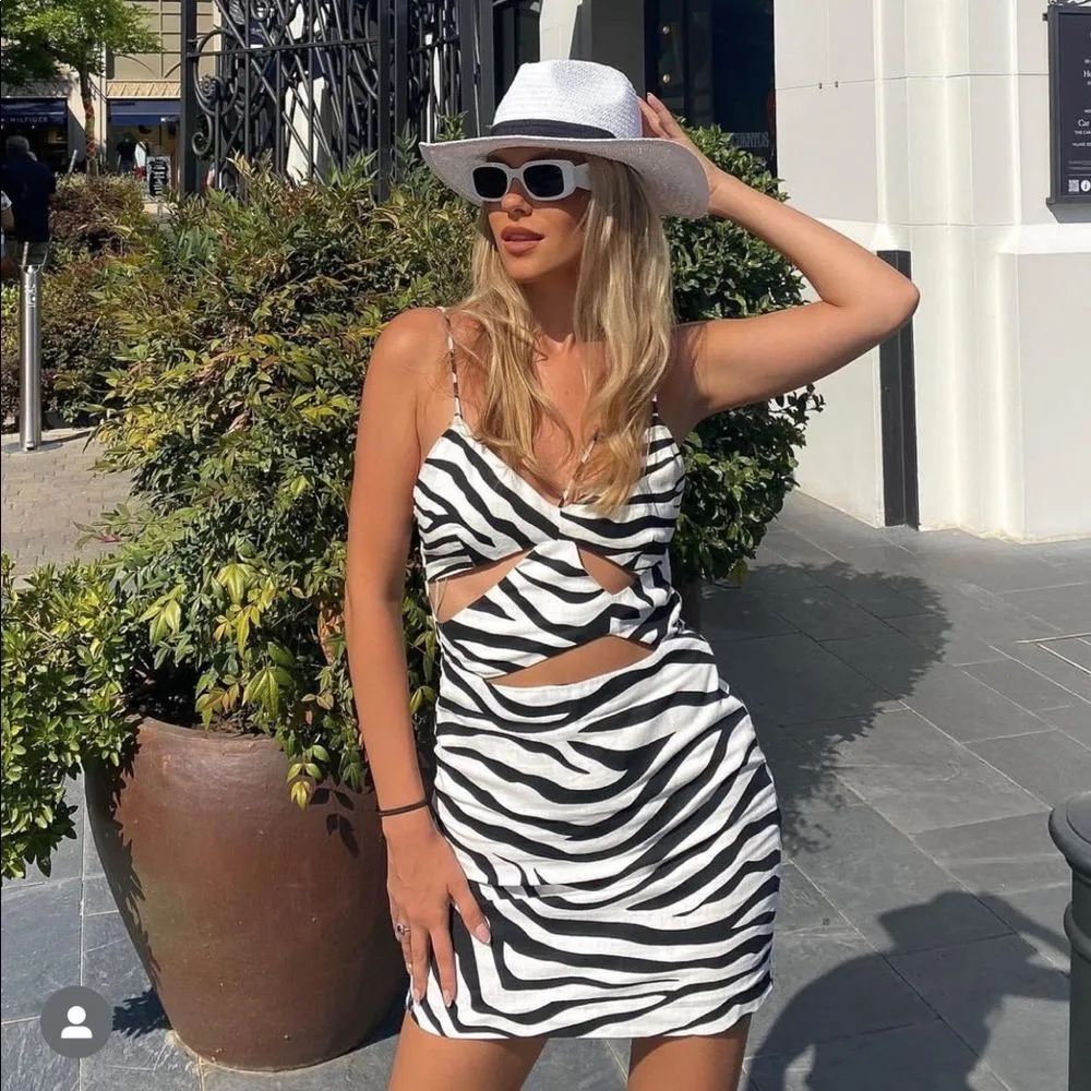 ZARA nowa mini krótka asymetryczna ramiączka sukienka zebra XS