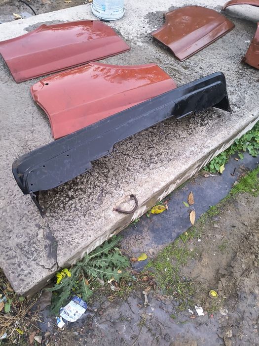 Запчасти крыло , фартук, Москвич 407, 408 412.