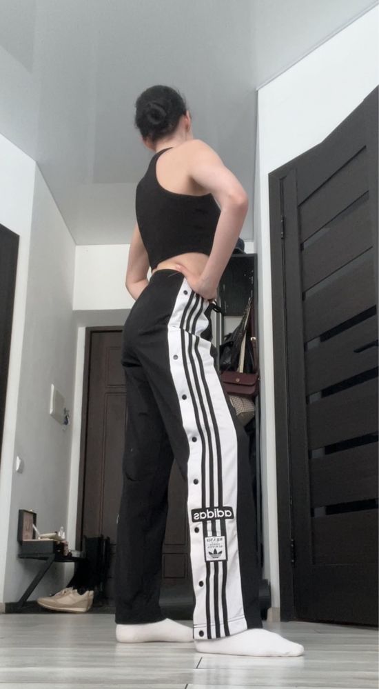 Оригінальні штани Adidas з кнопками