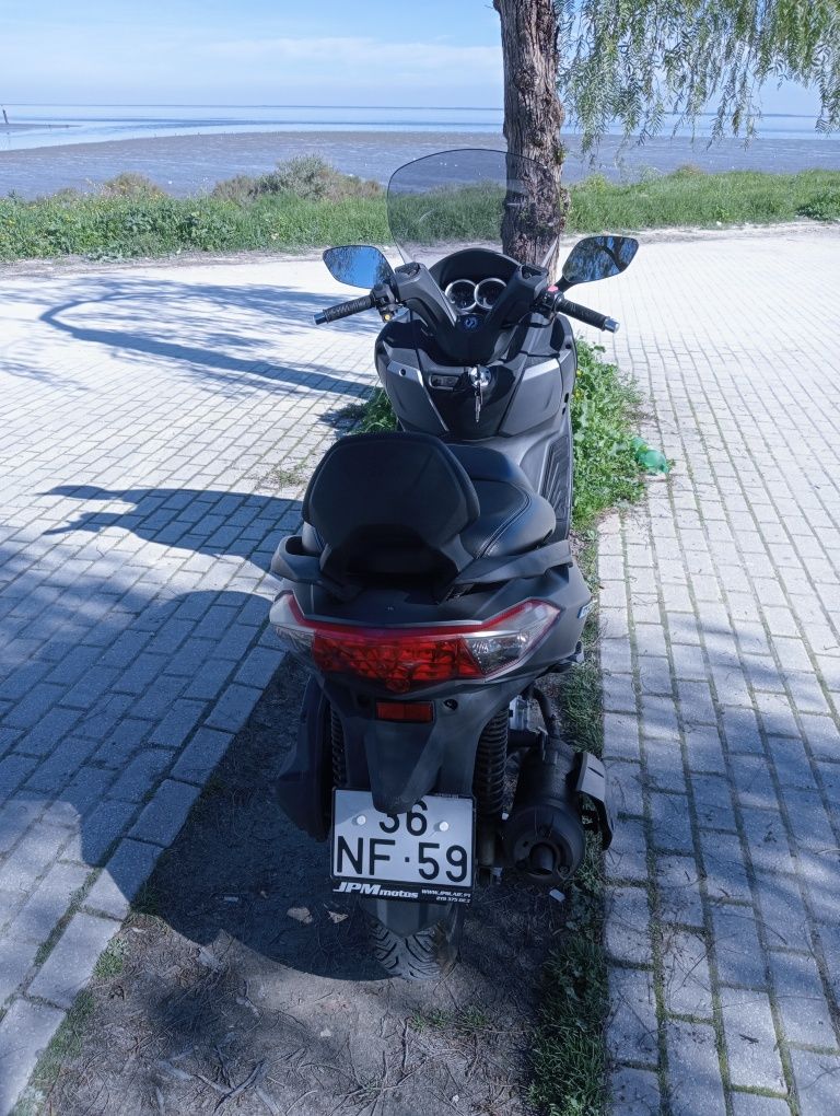 SYM GTS 125i 2012