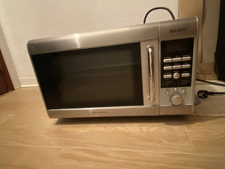Microondas / forno Becken