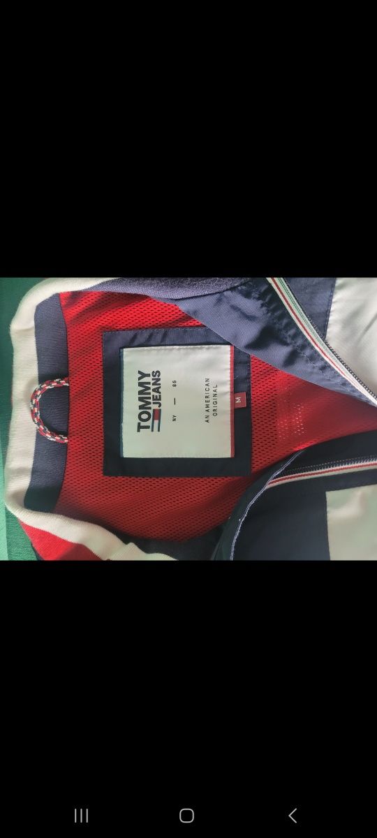 Sprzedam kurtkę Tommy Jeans