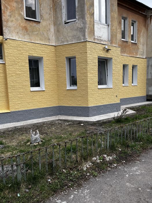 Утеплення фасадів термо- плитою і пінопластом.