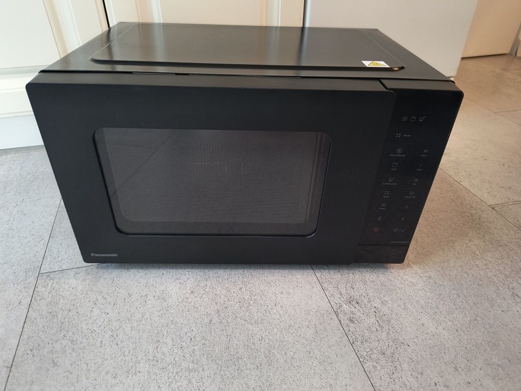 Kuchenka mikrofalowa Panasonic