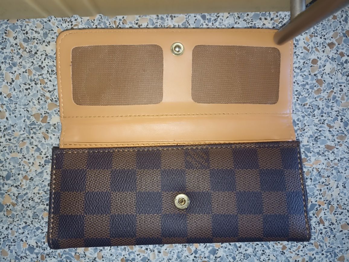 Продам гаманець  Lovis Vuitton Paris