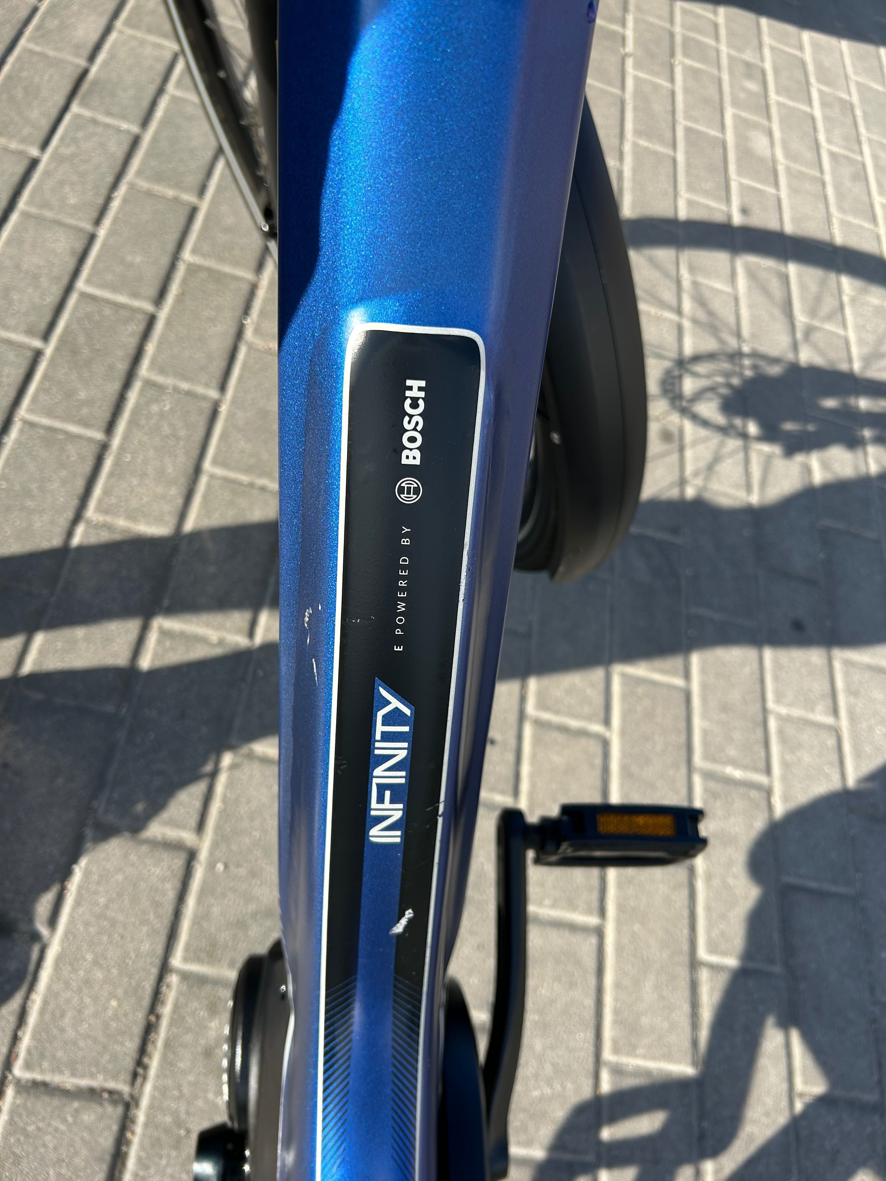 Rower elektryczny infinity Dutch id Bosch zasięg 150 km