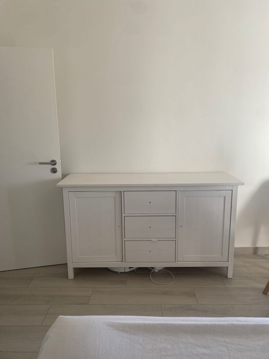 Aparador branco ikea
