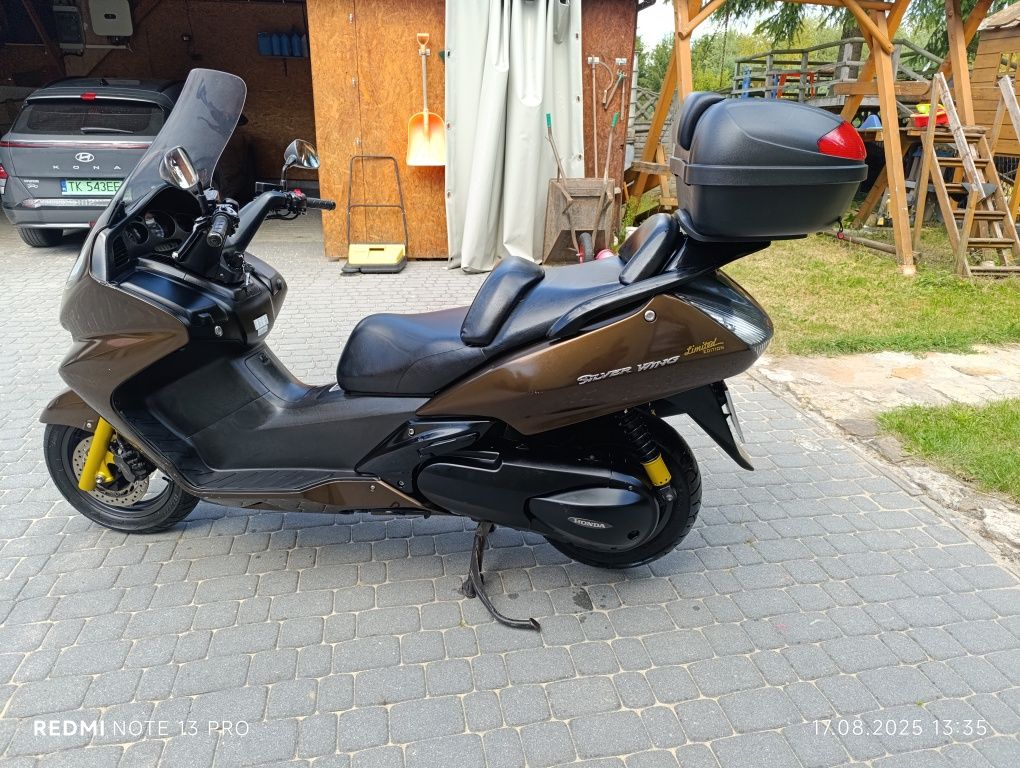 Honda  silver wing 400