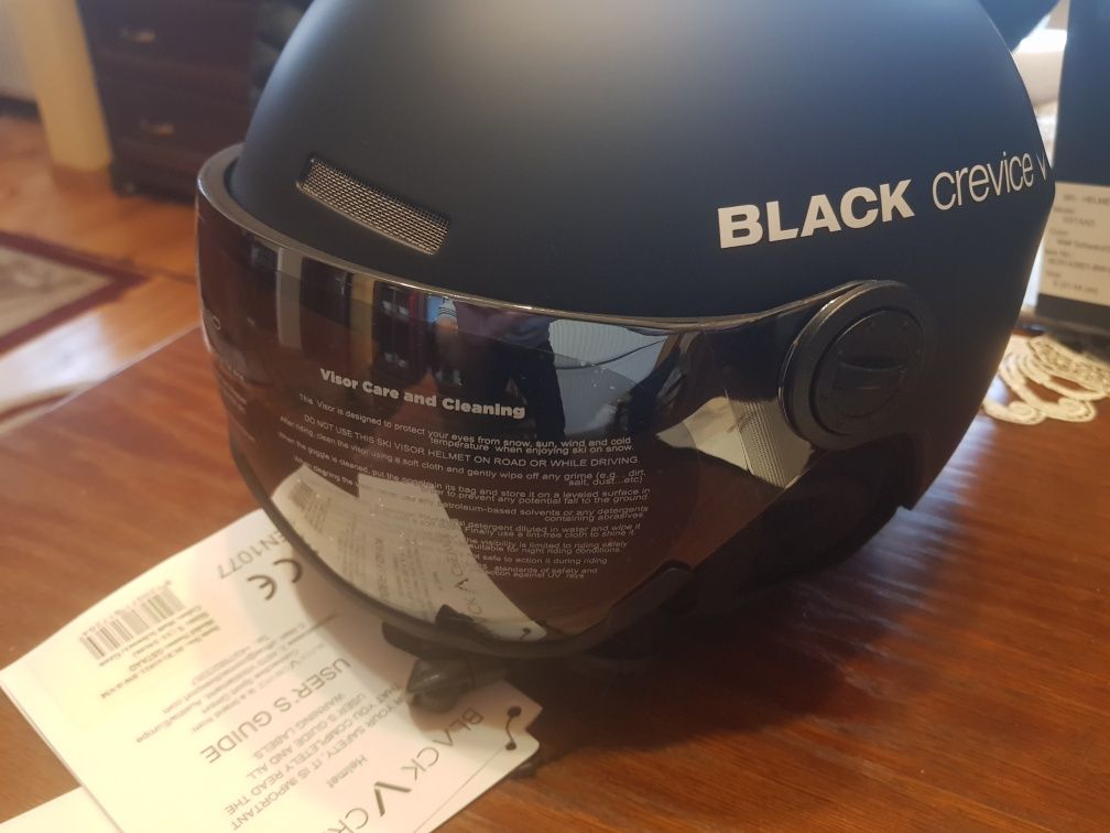 Black Crevice Kask narciarski dla dorosłych, dzieci, Matt Black Carbo