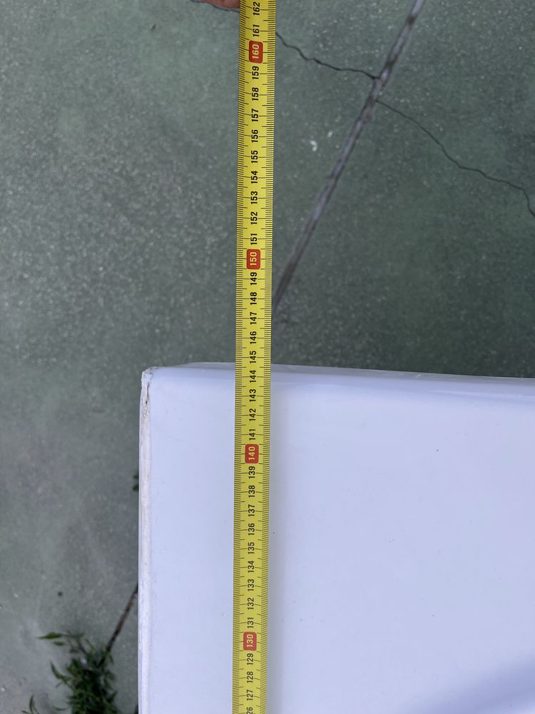 Banheira  de canto com 145cm  cor branca
