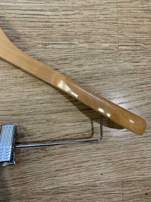 Вішалки, тремпель ( дерево, метал)