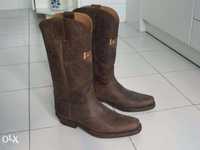 Botas Levis pele castanha (Novas) nº 44