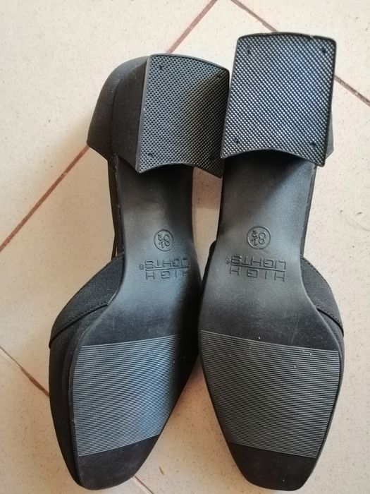 Sapato preto Novo 39