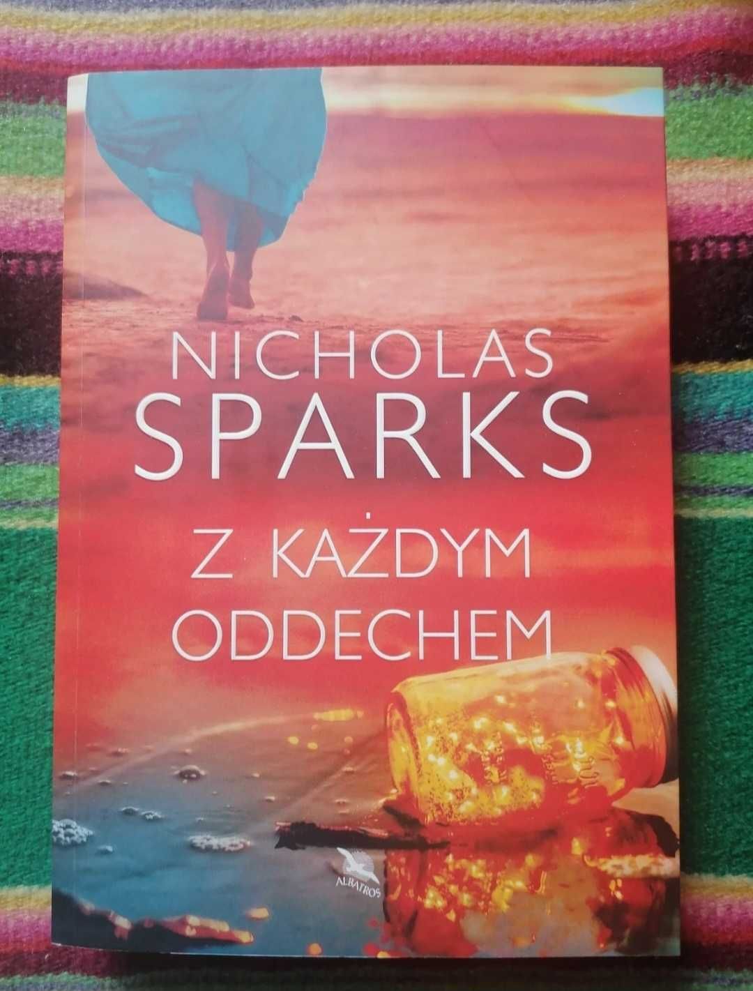 Książka Nicholas Sparks Z każdym odechem