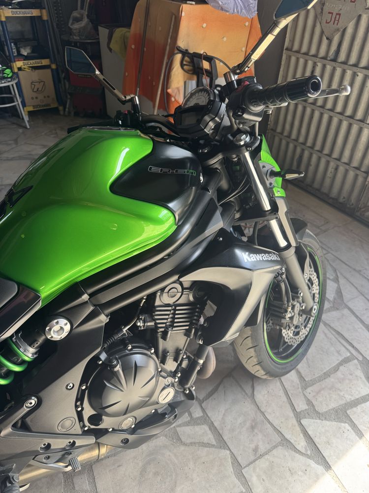 Como nova Kawasaki 650