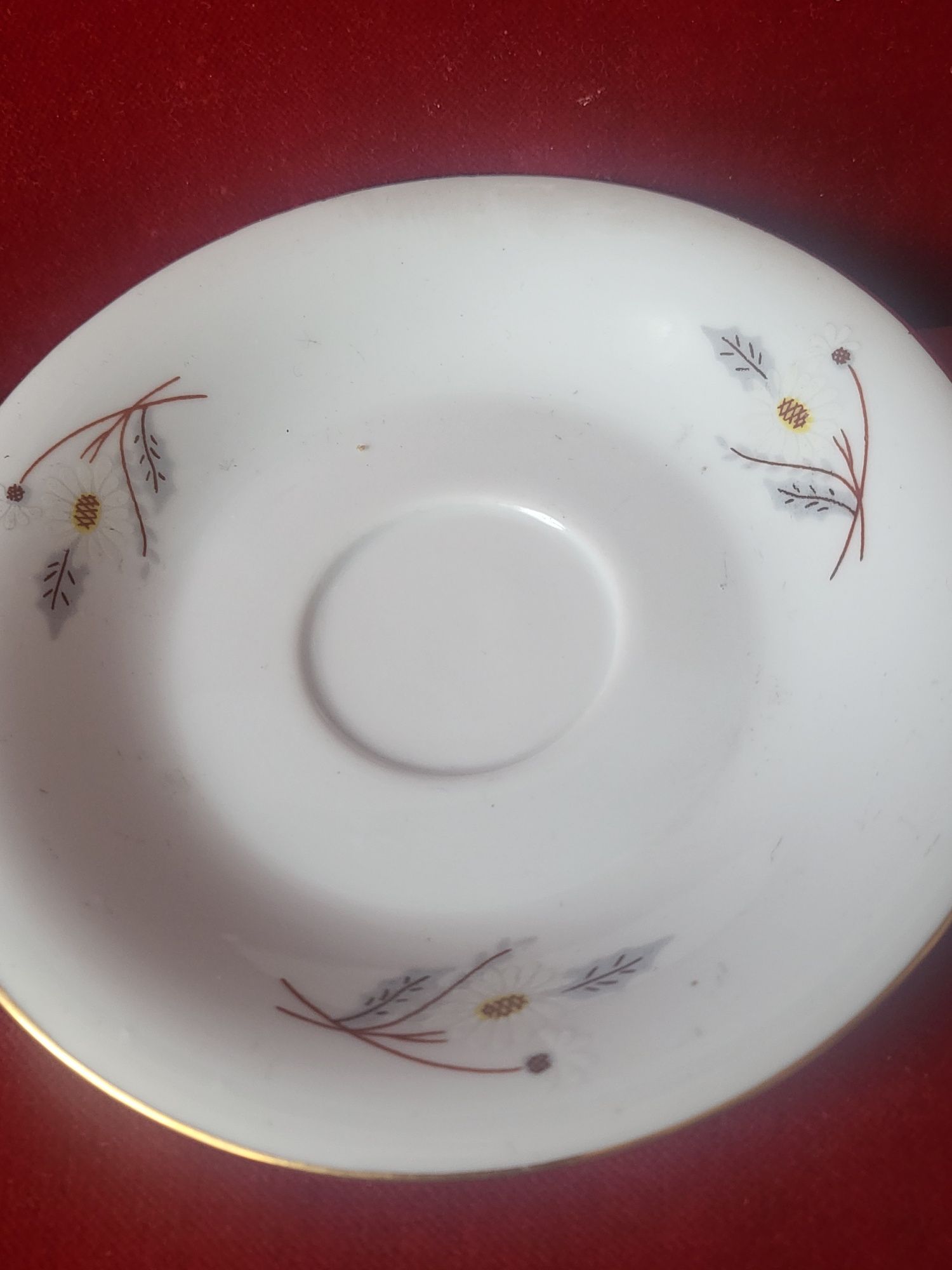 Filiżanka z spodkiem wzór Rumianek  stara porcelana 2szt. Ć/ Chodziez