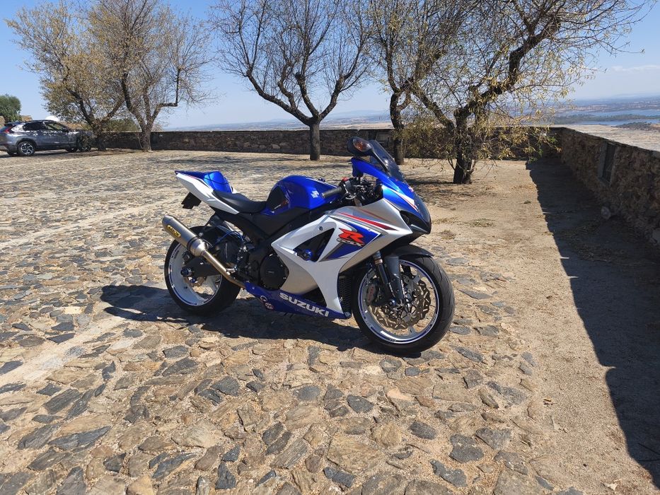 Suzuki Gsxr 1000 k8