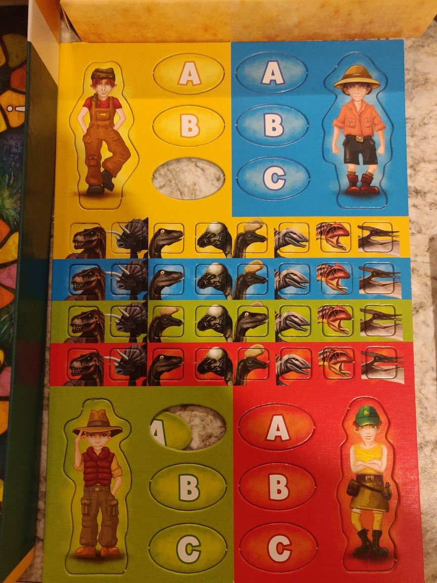 Gra edukacyjna dla dzieci Prehistoria i dinozaury Trefl