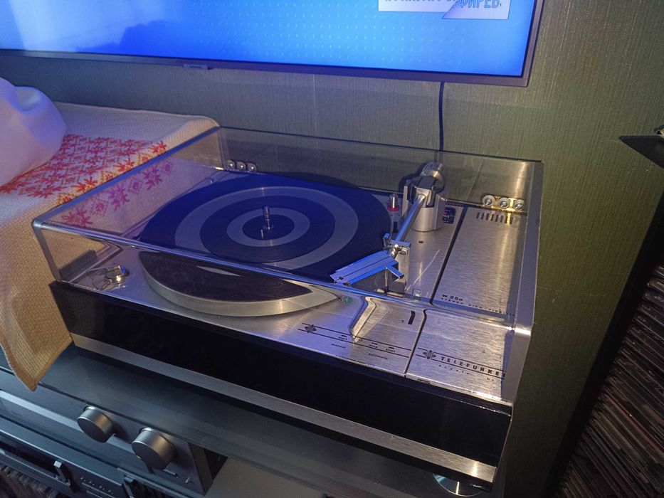 Програвач вінілу Телефункен W250 роліковий