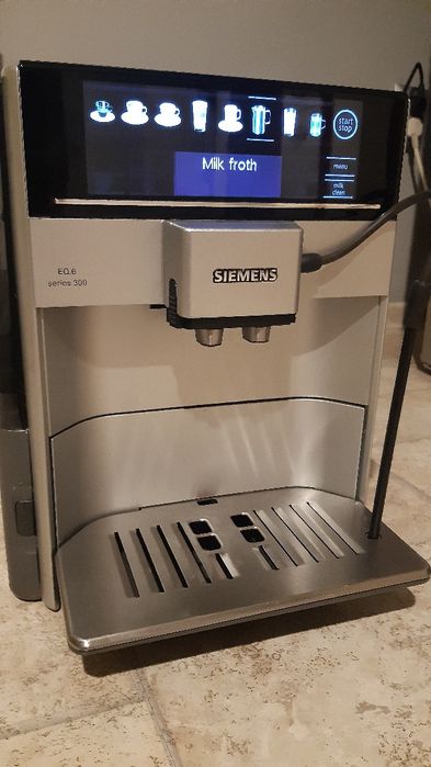 Ekspres Siemens EQ6 S300 sprawny.