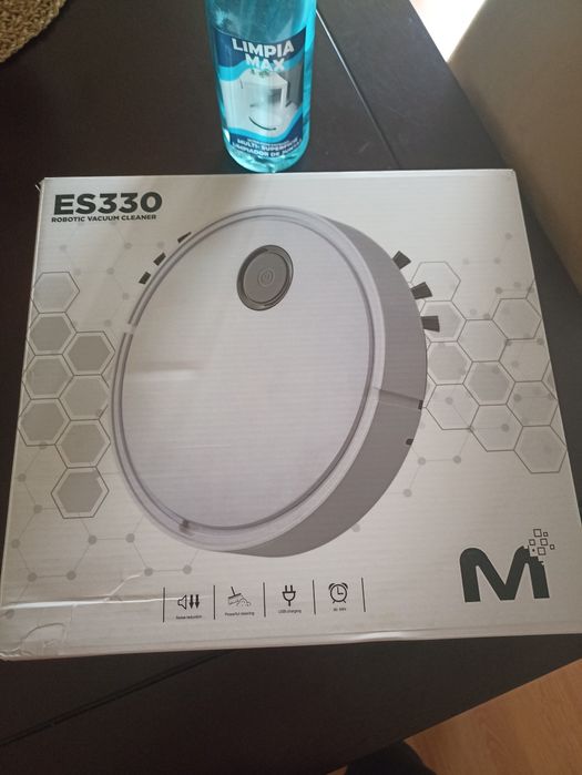 Robot aspirador de limpeza