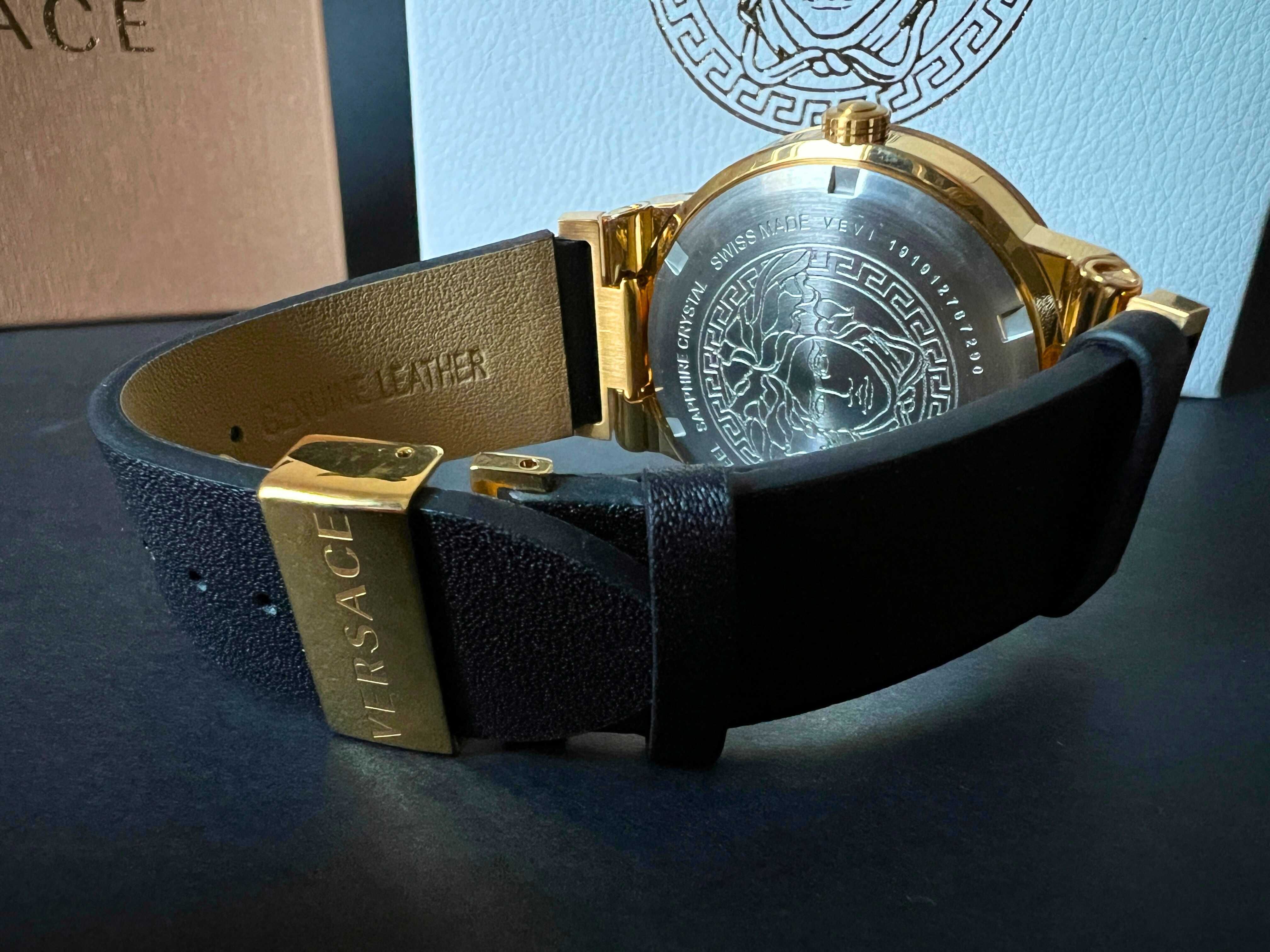 VERSACE zegarek męski (41mm) Greca Logo VEVI00220