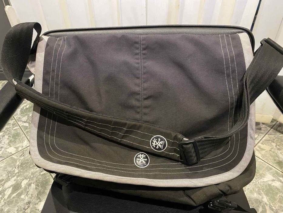 Фирменная сумка для ноутбука CRUMPLER
