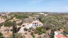Casa tradicional T4 em Lagoa e Carvoeiro de 200,00 m2