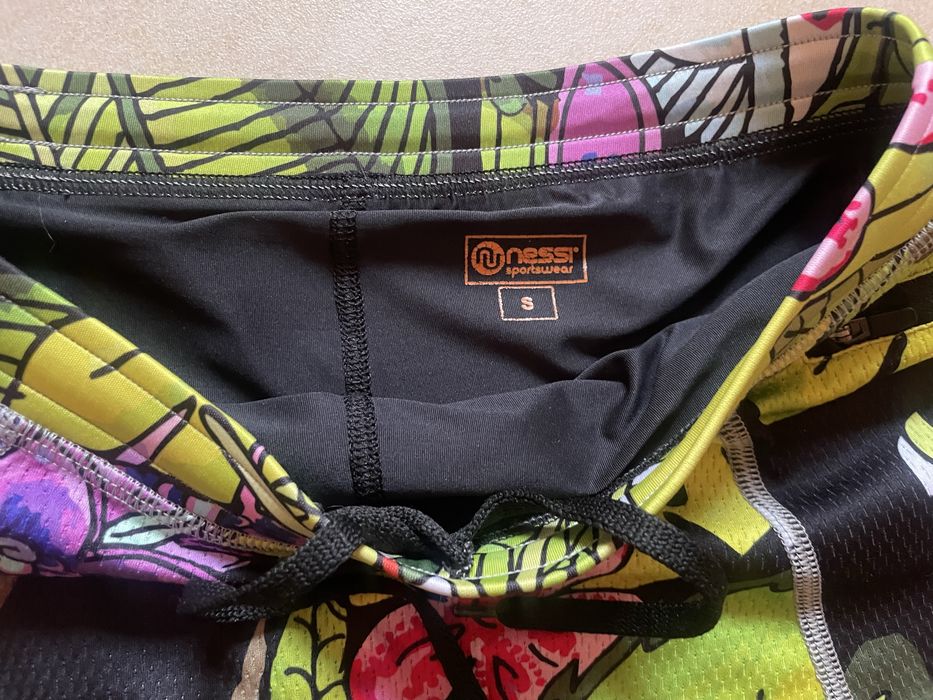 Nessi spodnica biegowa rozm S