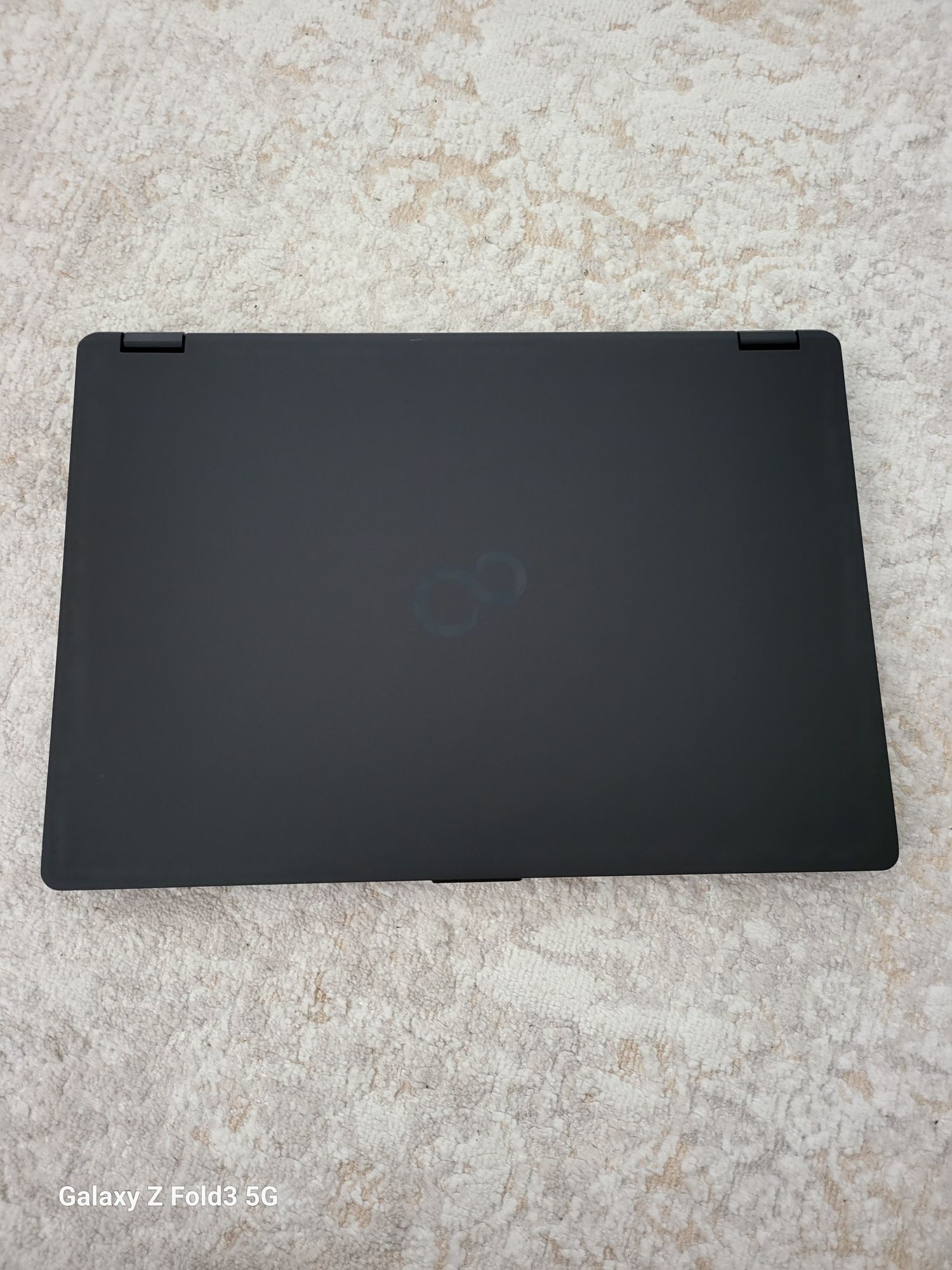 Fujitsu lifebook u7410  lte core i5 10310u 16ram 14inch Сенсор. екран