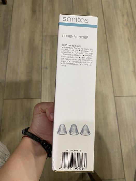 Аппарат для проф.чищення обличчя і виделення чорних крапок Sanitas