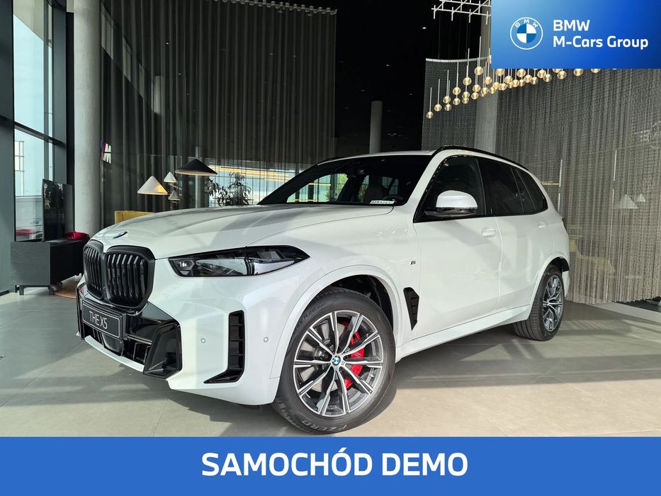 BMW X5 Zakup bezpośrednio od autoryzowanego dealera, dostępny od ręki!