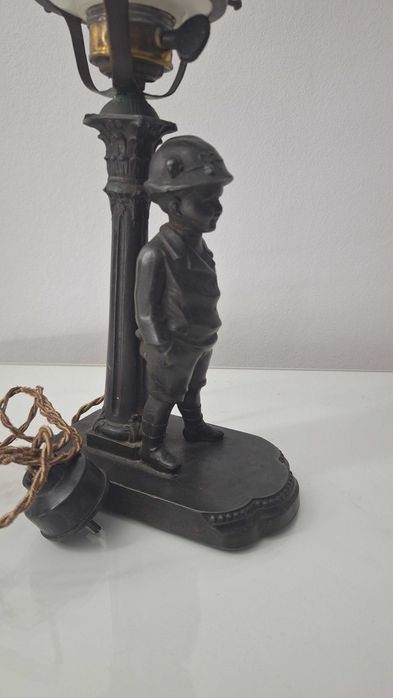 Stara Lampka stołowa  Przedwojenna Myślistwo Chłopiec