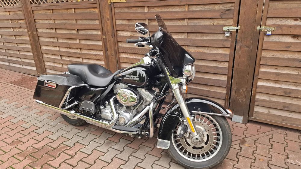 Harley-Davidson Touring Electra Glide Harley-Davidson FLHT Electra Glide 2009r.