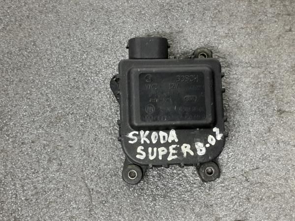 Motor da comporta da sofagem SKODA Superb I Sedan (3U4)