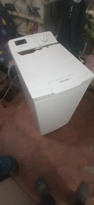 Продам. стиральную машину indesit по з.ч.