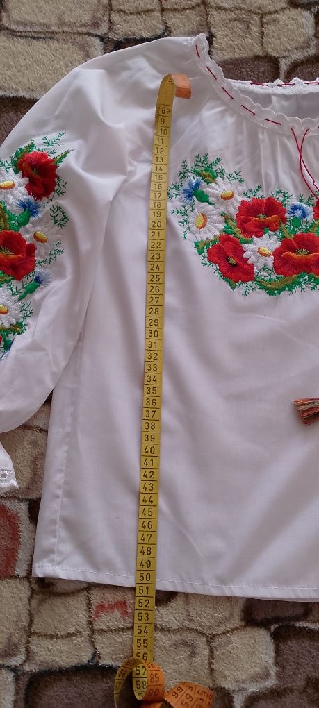 Вишиванка для дівчинки