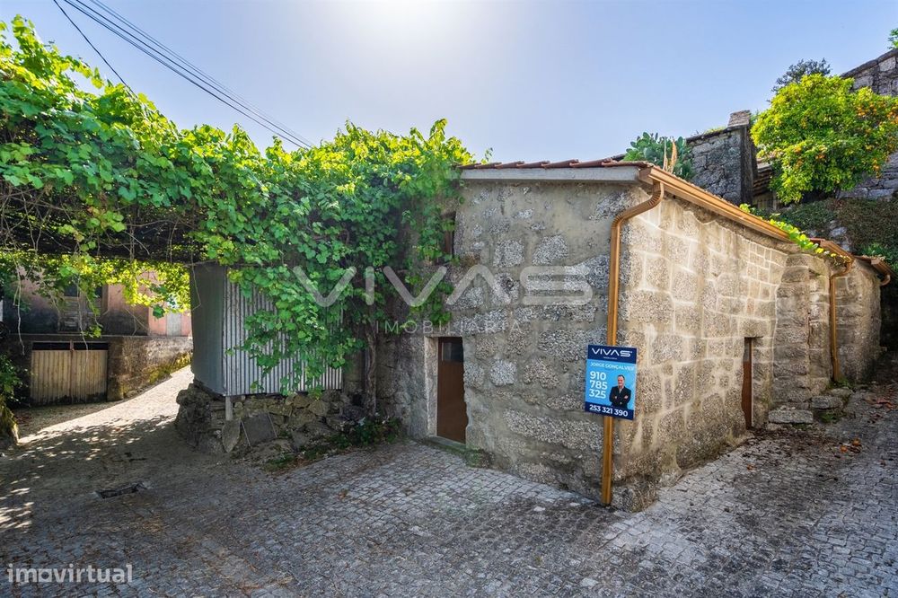 Moradia para Restaurar T0 Venda em Cibões e Brufe,Terras de Bouro