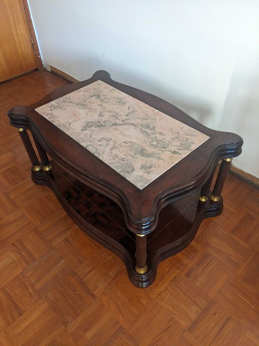 Mesa de Centro Elegante