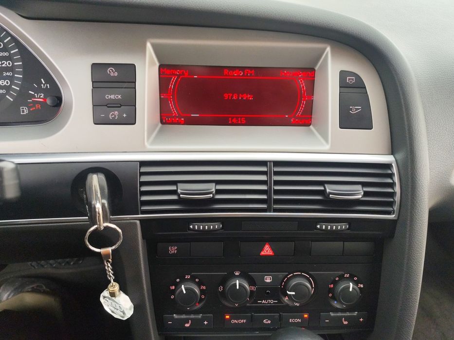 Ауди А6 с6 2.0 т Автомат