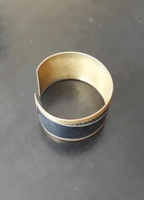 bransoletka uniwersalna