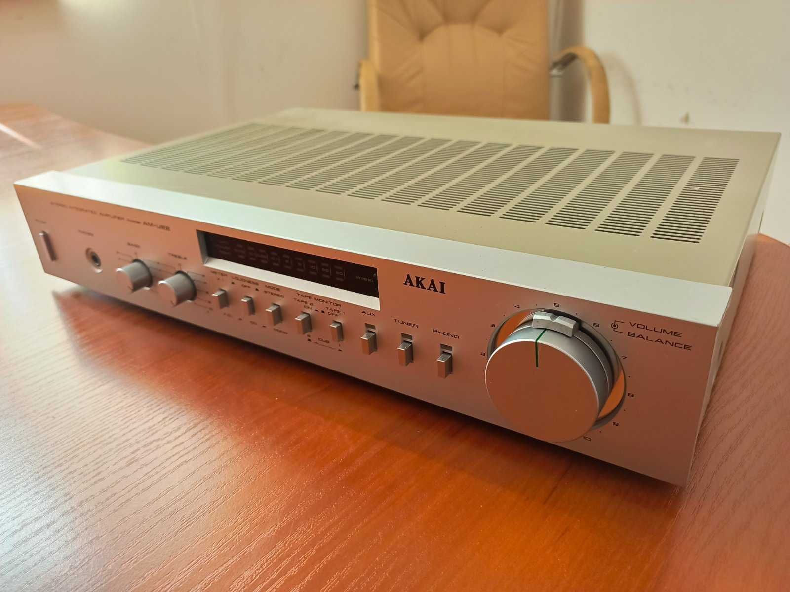 Интегрированный стереоусилитель AKAI AM-U22 (Made in Japan)