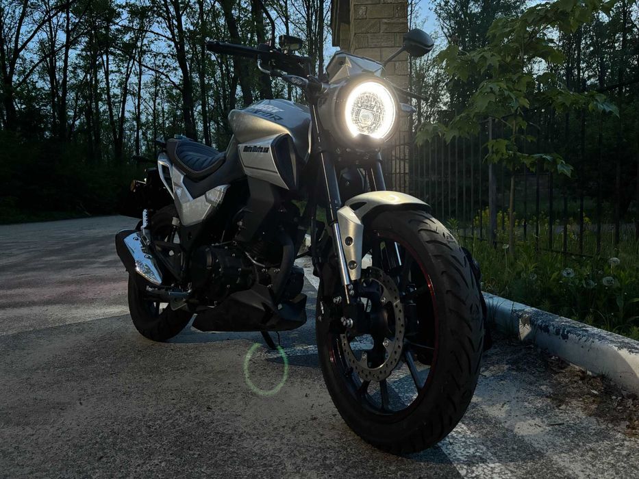 Мотоцикл SPARK SP200R-33
