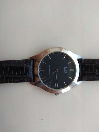 Продам наручний годинник Casio MTP-1128 стан нового