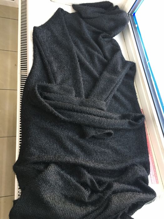 Плаття під пояс.