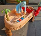 Stolik wodny Little Tikes – Wyspa Piratów