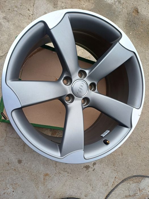 Felga 19" Rotor Audi A6 C7 Audi A5 S5 Audi A4 5x112 et33 9J nr 8T0